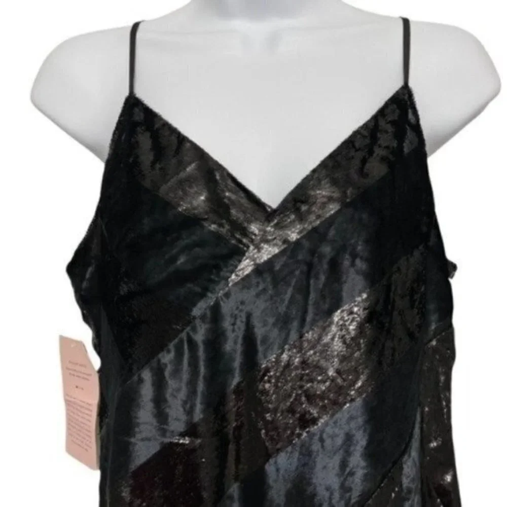 NWT Yumi Kim Black Metallic Velvet Maxi Dress Size Medium - Picture 8 of 13